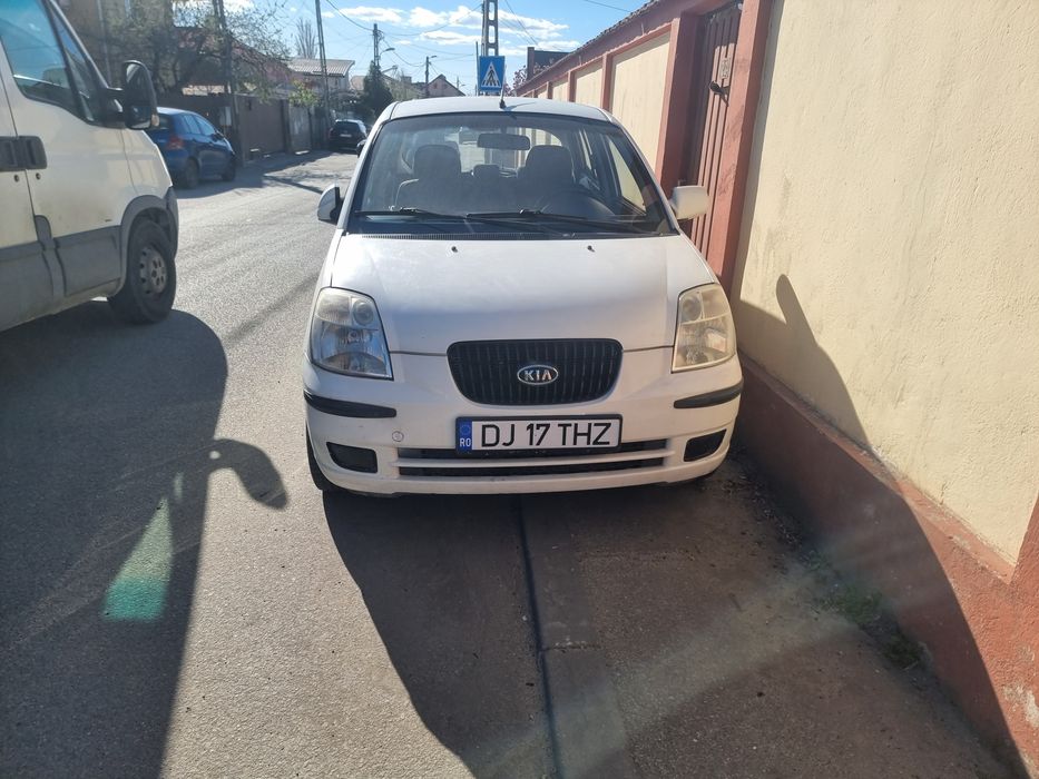 Vând Kia Picanto