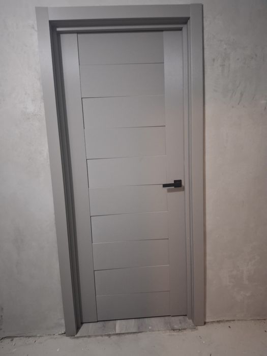 Продам межкомнатную дверь