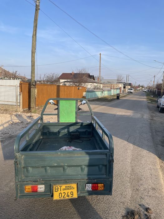 Vând triciclu electric