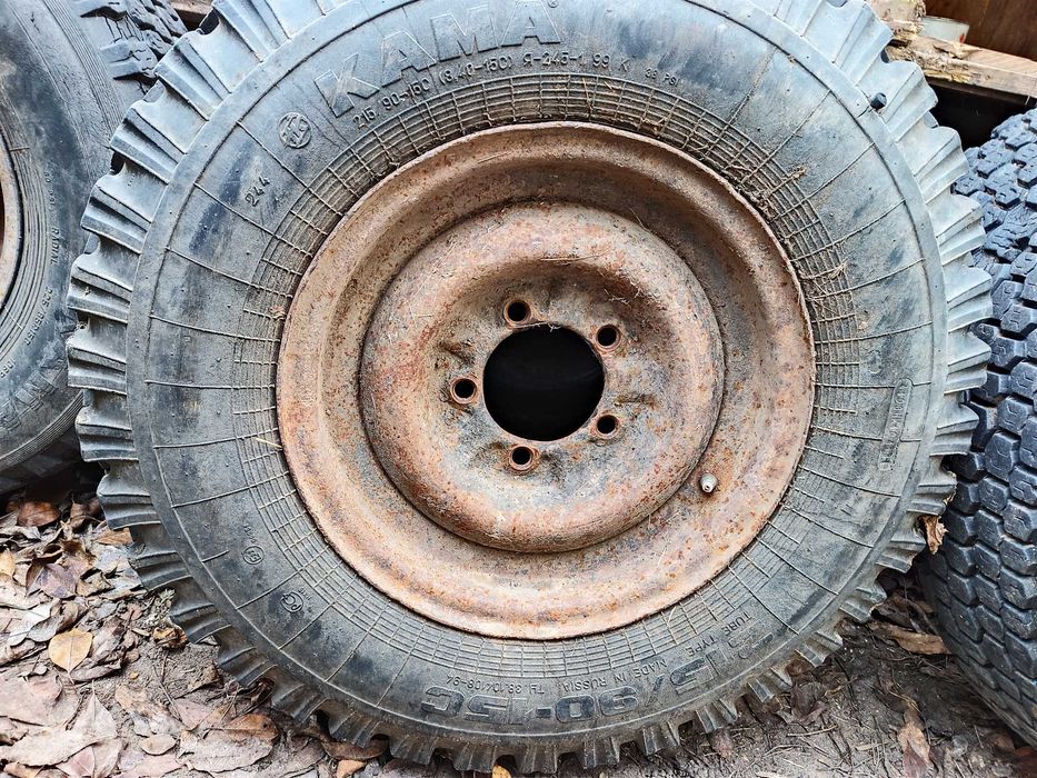 Диски с шинами Уаз