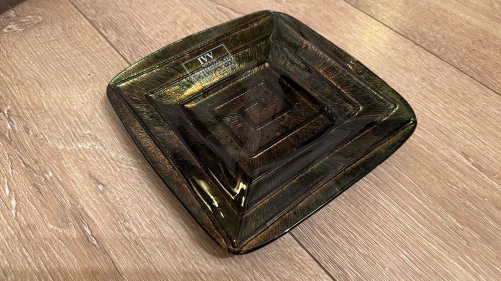 IVV– Италианска ръчно изработена квадратна чиния. Декор, приказка.