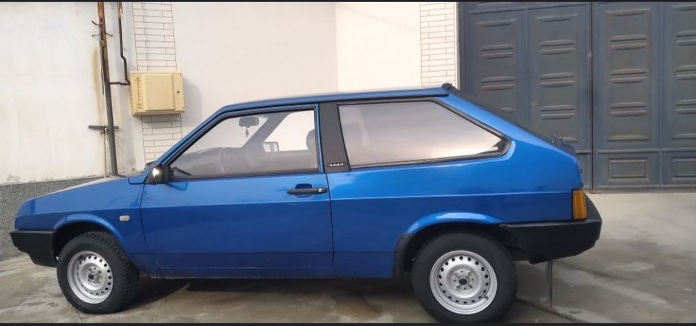 ваз Лада самара.