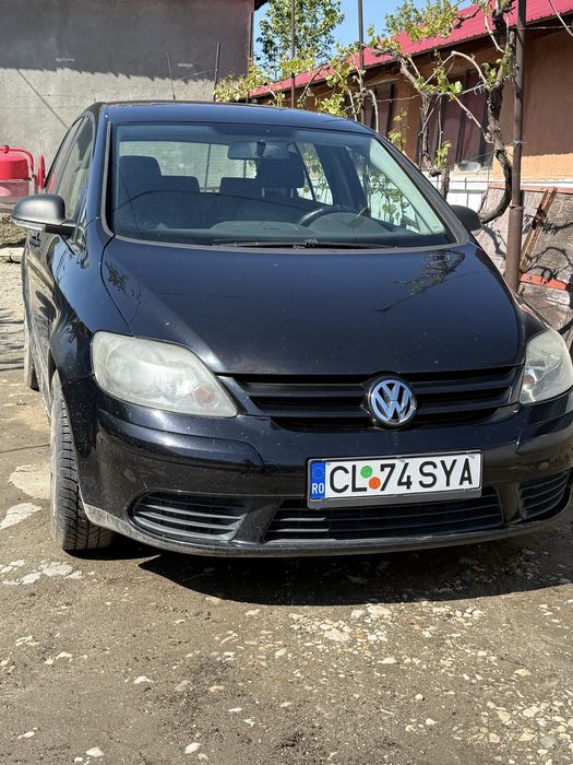 De vanzare golf 5 plus 1.6