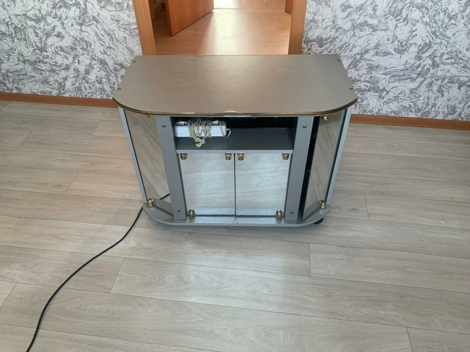 Тумба под телевизор