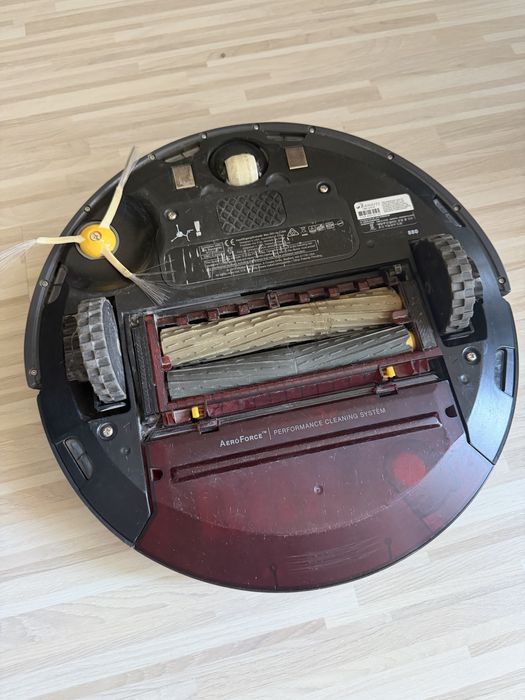 iRobot Roomba 880 робот прахосмукачка