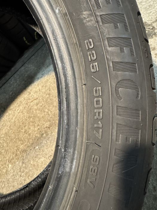 Гуми 225/50/17 GOOD YEAR Eficient Grip Perfomance