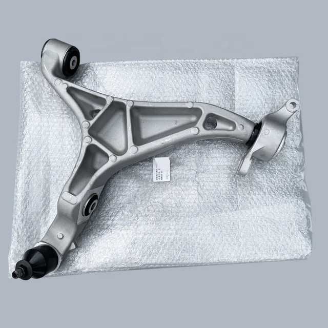 Носачи за GRAND CHEROKEE WK2 DODGE DURANGO  68282729AC носач алуминиев