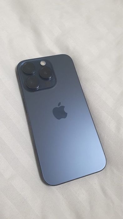Продам IPhone 15 Pro