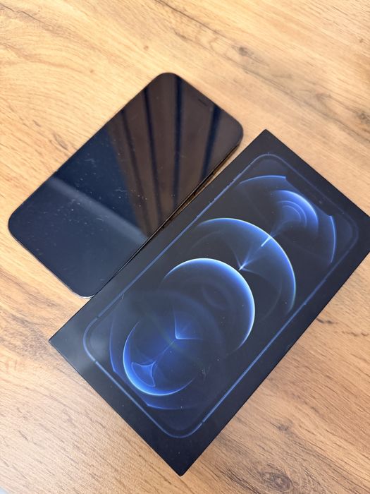 Iphone 12 pro 256 гб.