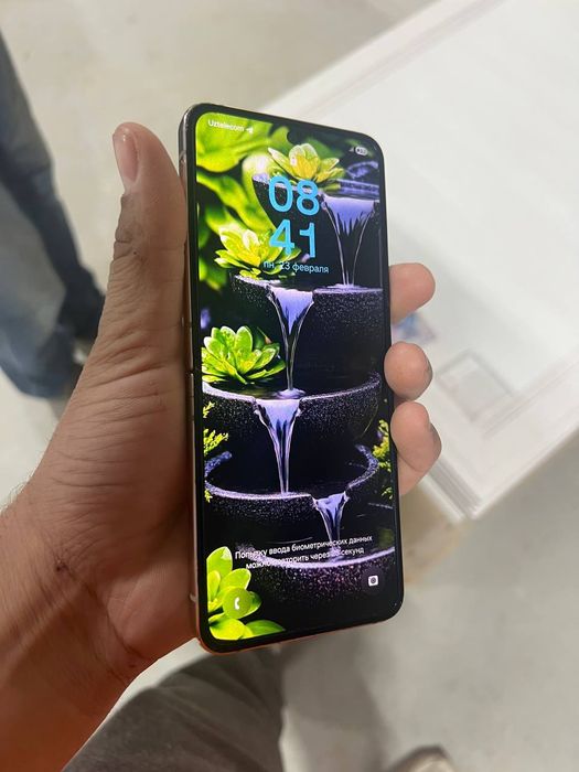 Galaxy Z Flip 4 modeli