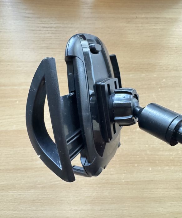 Стойка за телефон за кола