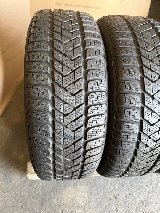 4 anvelope iarna 215/55/18 Pirelli DOT 4022 app noi!
