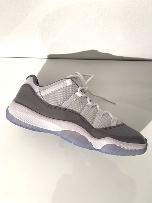 Jordan 11 Retro Low Cement Grey