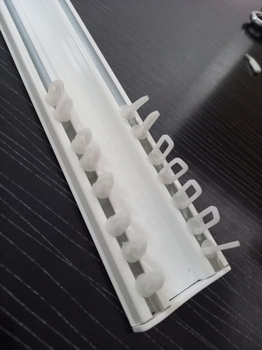 Алюминиевые профильные карнизы