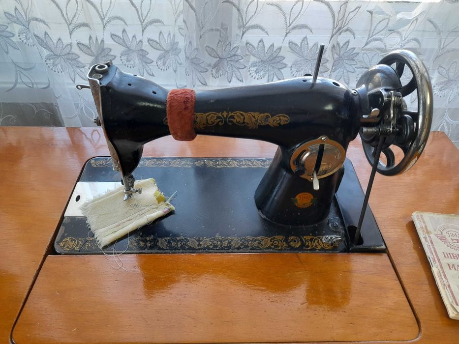 Швейная машина в рабочем состоянии
