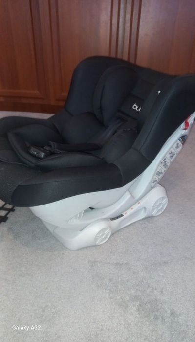 Продам автокресло от бренда burbay