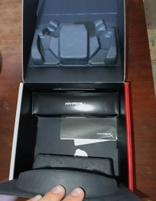Căști HyperX Cloud III