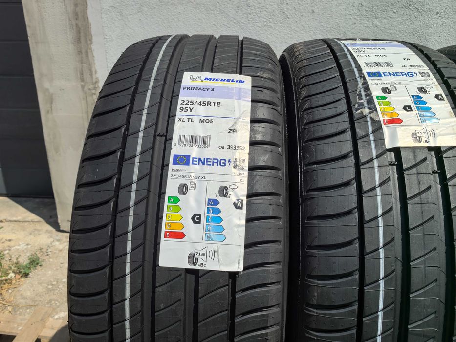 225/45/18 Мишелин ДОТ 2024 г - Чисто нови - Рън Флат / МОЕ