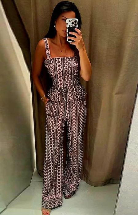 Нови с етикет комплекти на Zara
