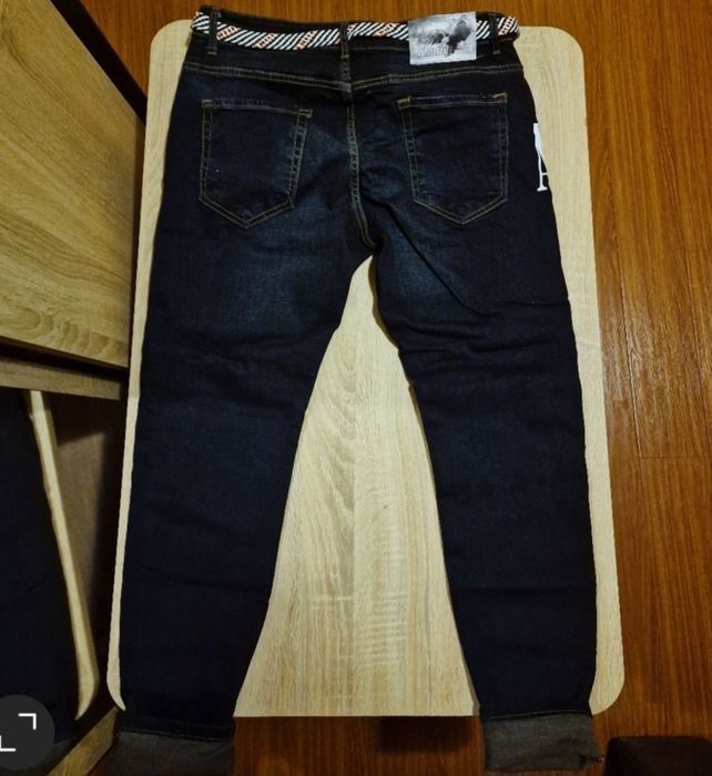 Blugi Bărbătești lungi