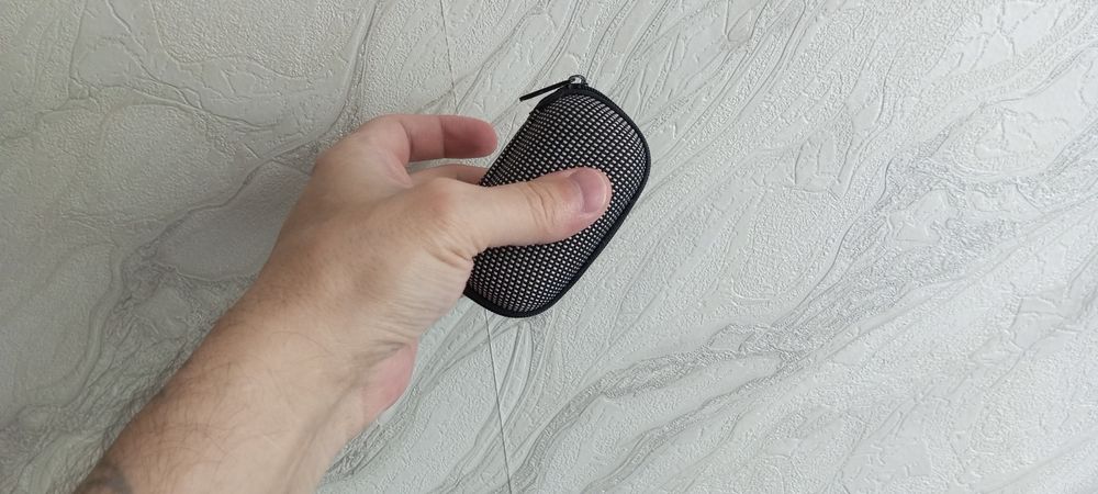 Продам новый - Кейс для проводных - наушников.