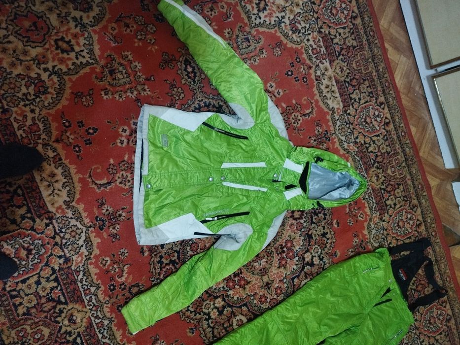 Парода Лыжный костюм