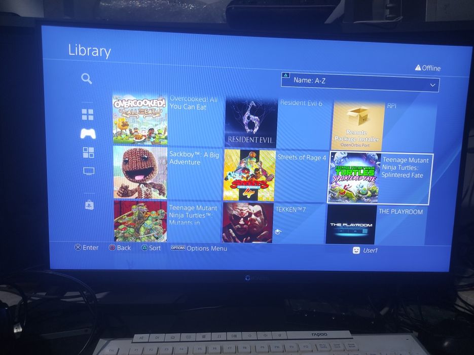 PS4 Pro 1 TB + 2 ta Joystick sotiladi