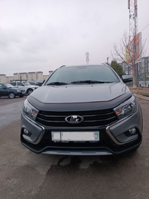Продается Lada vesta sw cross