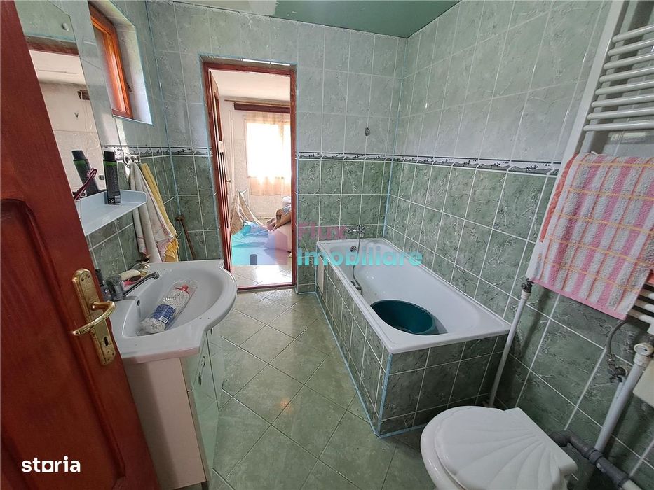 Casa cu teren in Malini