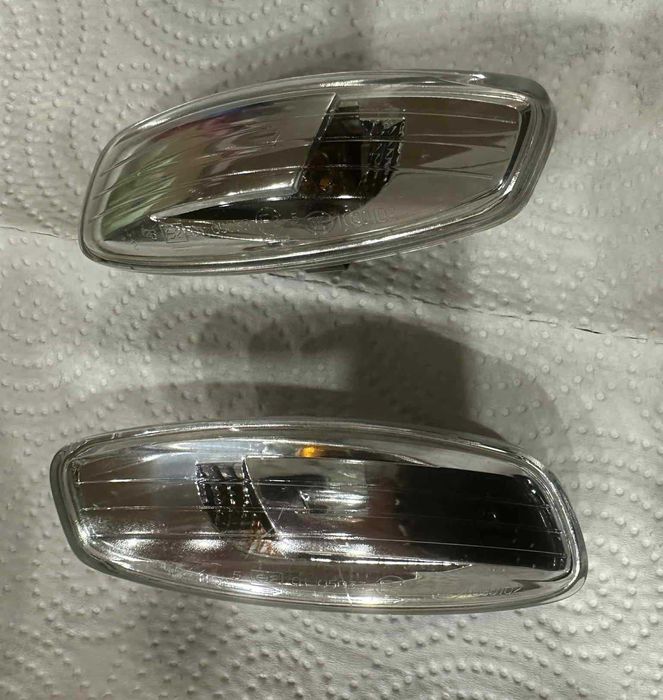 Мигачи в огледалата за Peugeot 308sw I (2011-2014)-ляв и десен