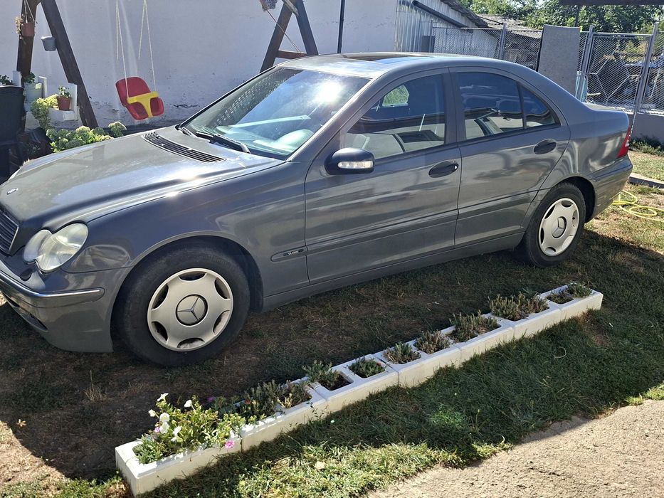 MERCEDES-BENZ C-Class 2003 — imagine 2