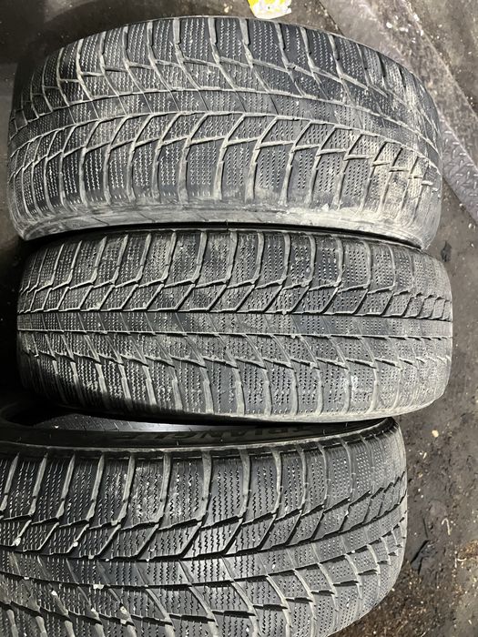 продам Зимние шины