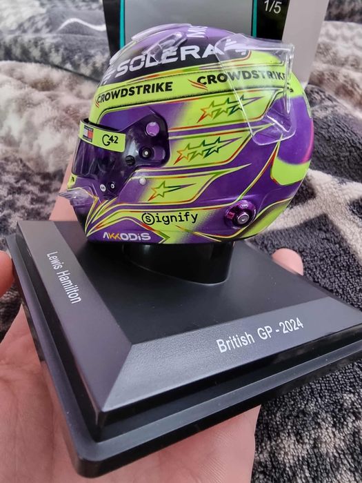 Lewis Hamilton helmet spark 1:5 2024 season helmet