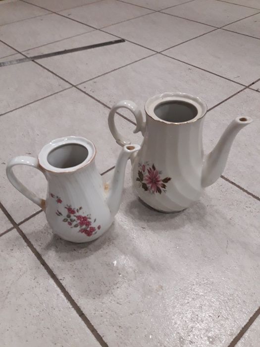 Стари чайници,кана съд посуда чайник ваза