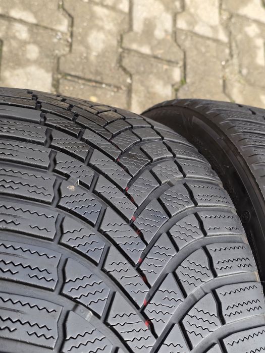 225 40 18  Bridgestone