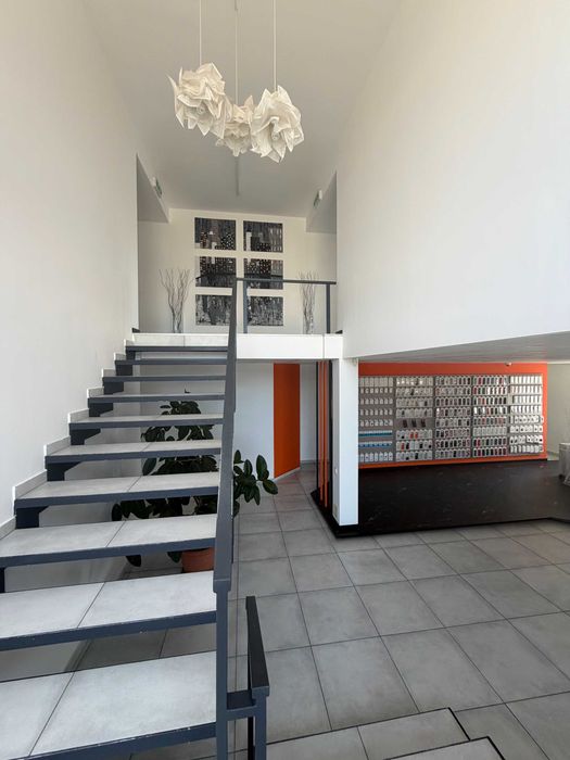 Proprietar inchiriez cladire P+1 birouri, depozit, teren 2.641 mp Timisoara
