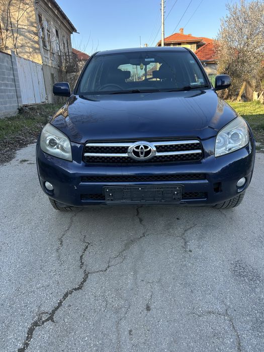 Тойота рав4 2,2д-кат 177кс на части/Toyota Rav 4 2,2 D-cat 177ks