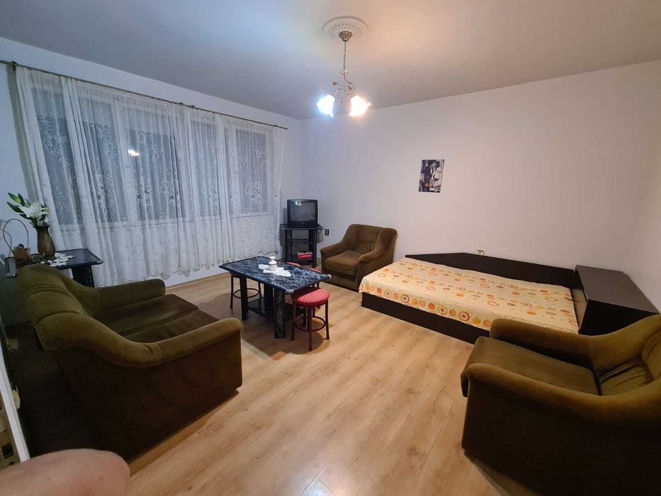 Дава се под наем Двустаен апартамент в Любимец - 70 кв.м за 255 € - Снимка #4