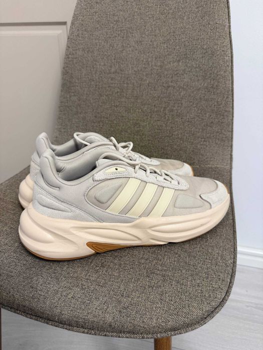 Pantofi sport Adidas originali, mărimea 44