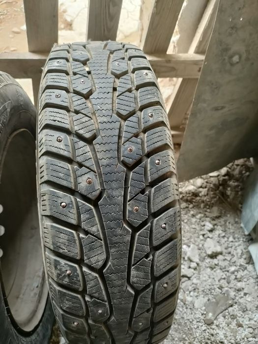 Продаётся зимние шины r13