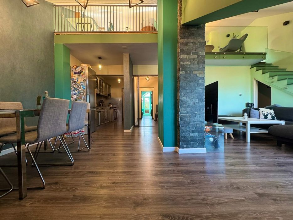 Продава се Четиристаен апартамент в София, Редута - 183 кв.м за 1112 €/кв.м - Снимка #2