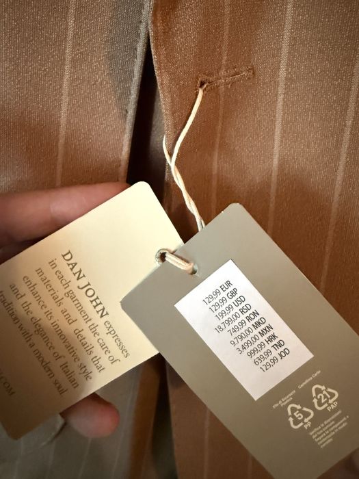 Costum Dan John Italia nou, sacou 52 si pantaloni 50 business haina