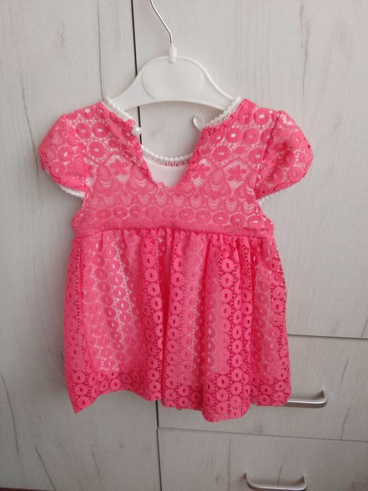 Бебешки роклички