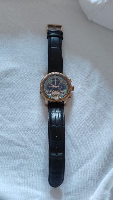 Ceas barbatesc automatic