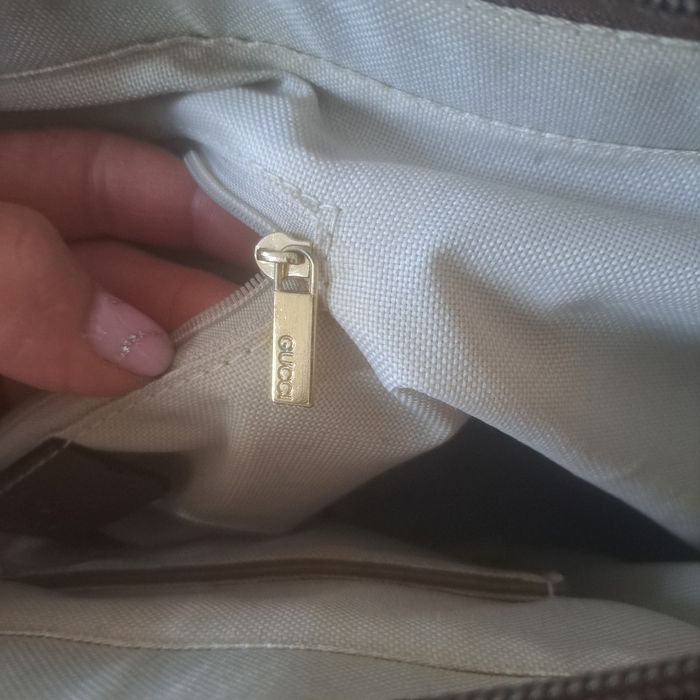 Geanta Gucci Ophidia GG Supreme Canvas Medium Tote Bag.