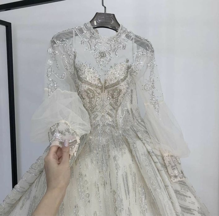 Дизайнерское сведебное платье