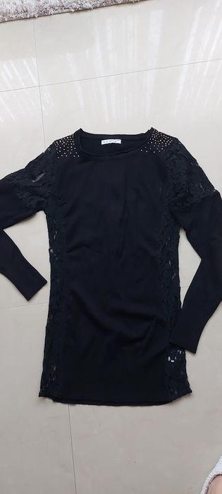 Bluza de dama nepurtata, neagra cu dantela