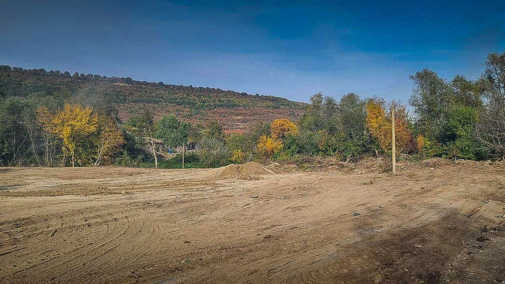 Парцел за фотоволтаична централа или двуетажна къща - село Лиляк