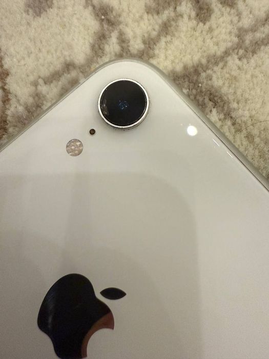 Продаётся Iphone XR отличном состоянии почти идельном айфон ayfon