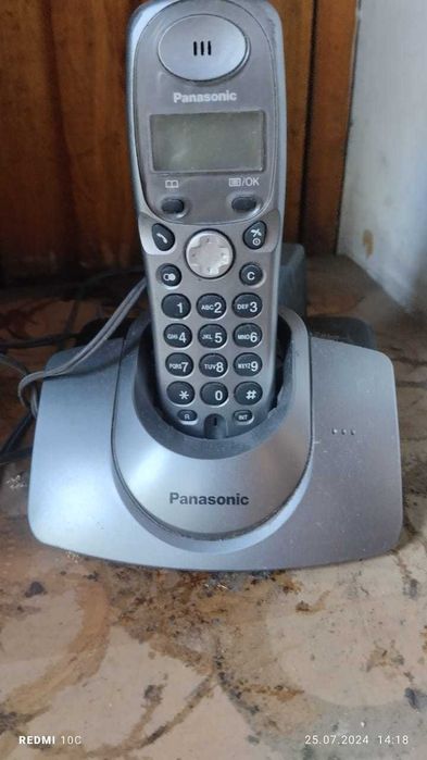 Радиотелефон Панасоник
